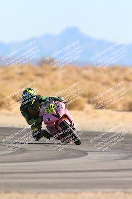 media/Jan-10-2025-CVMA Friday Practice (Fri) [[489e0da257]]/Group 4 and Trackday/Session 4 (Turn 16)/